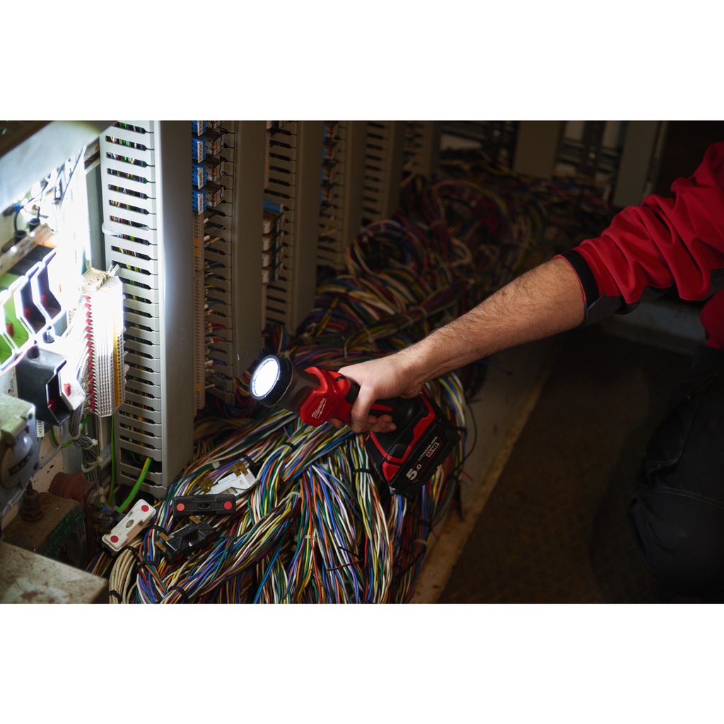 M18™_Latarka_LED_Milwaukee_M18_TLED-0_3