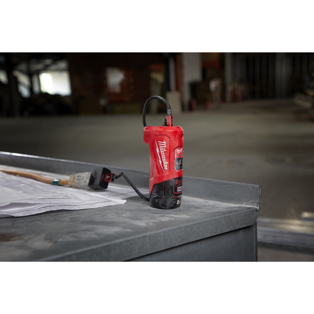 M12™_kompaktowa_ładowarka_z_USB_Milwaukee_M12_TC_6