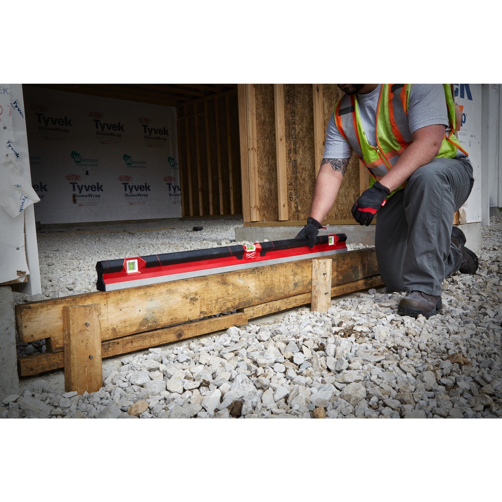 Poziomice_do_betonu_REDSTICK™_Milwaukee_REDSTICK_Concrete_Level_120_cm_2