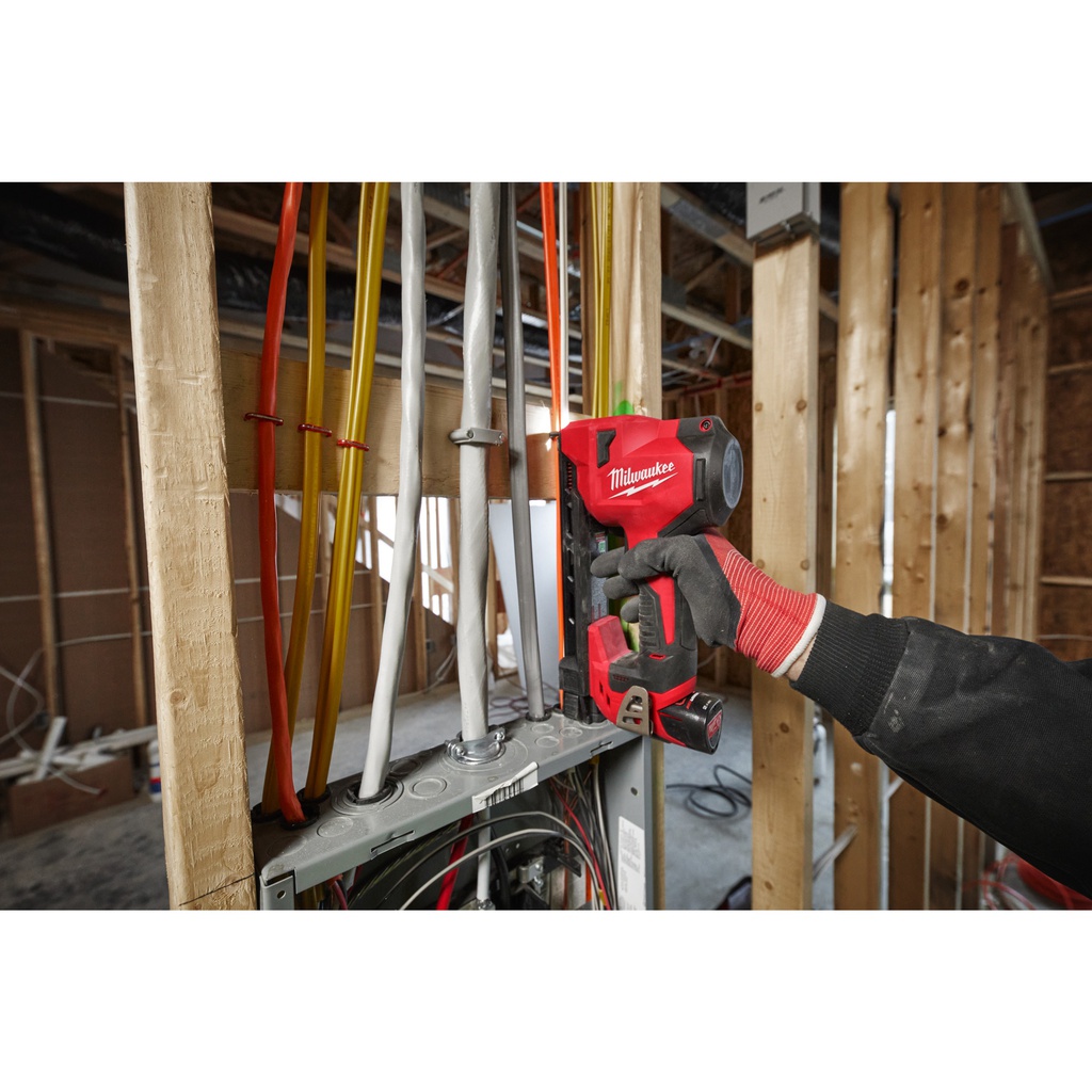 Zszywki_-_kable_elektryczne_Milwaukee_Cable_staples_25_mm_-_P600_3