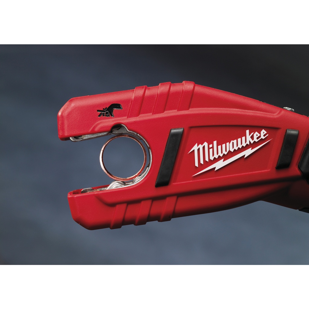 M12™_Subkompaktowy_obcinak_do_rur_miedzianych_Milwaukee_C12_PC-0_5