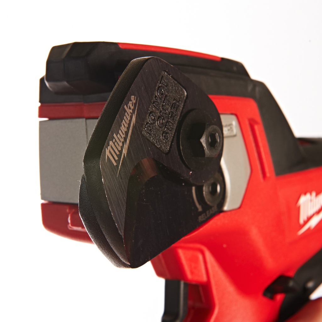 M12™_subkompaktowy_obcinak_kabli_Milwaukee_M12_CC-0_4