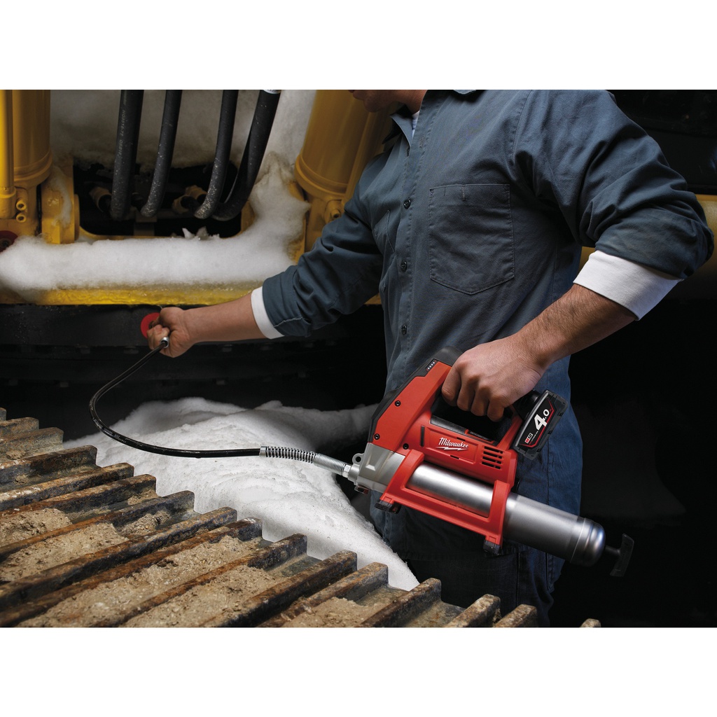M12™_subkompaktowa_smarownica_Milwaukee_M12_GG-401B_5