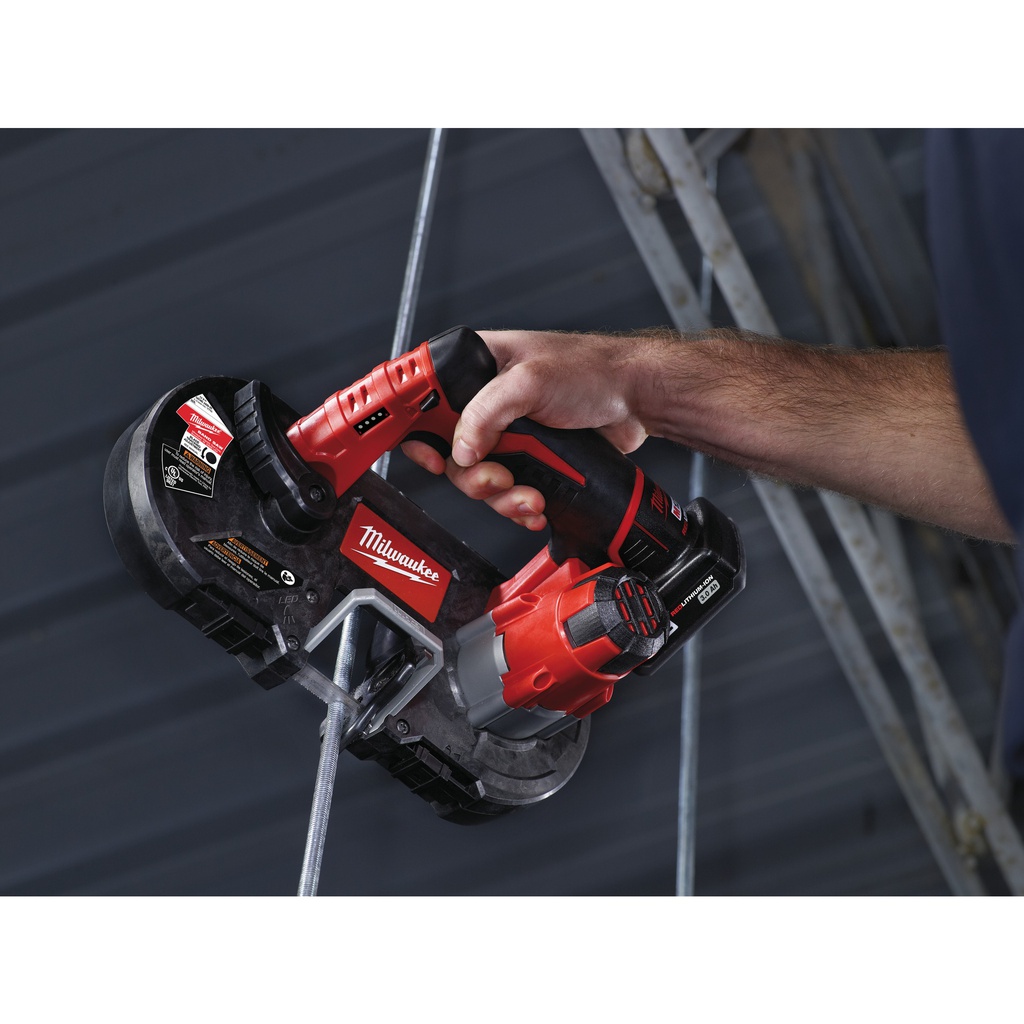 M12™_subkompaktowa_pilarka_taśmowa_Milwaukee_M12_BS-402C_4