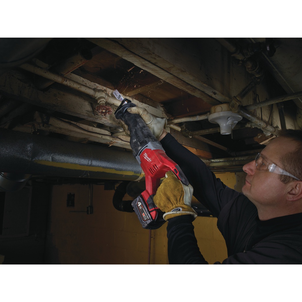M18™_Heavy_Duty_piła_szablasta_SAWZALL™_Milwaukee_M18_BSX-402C_2