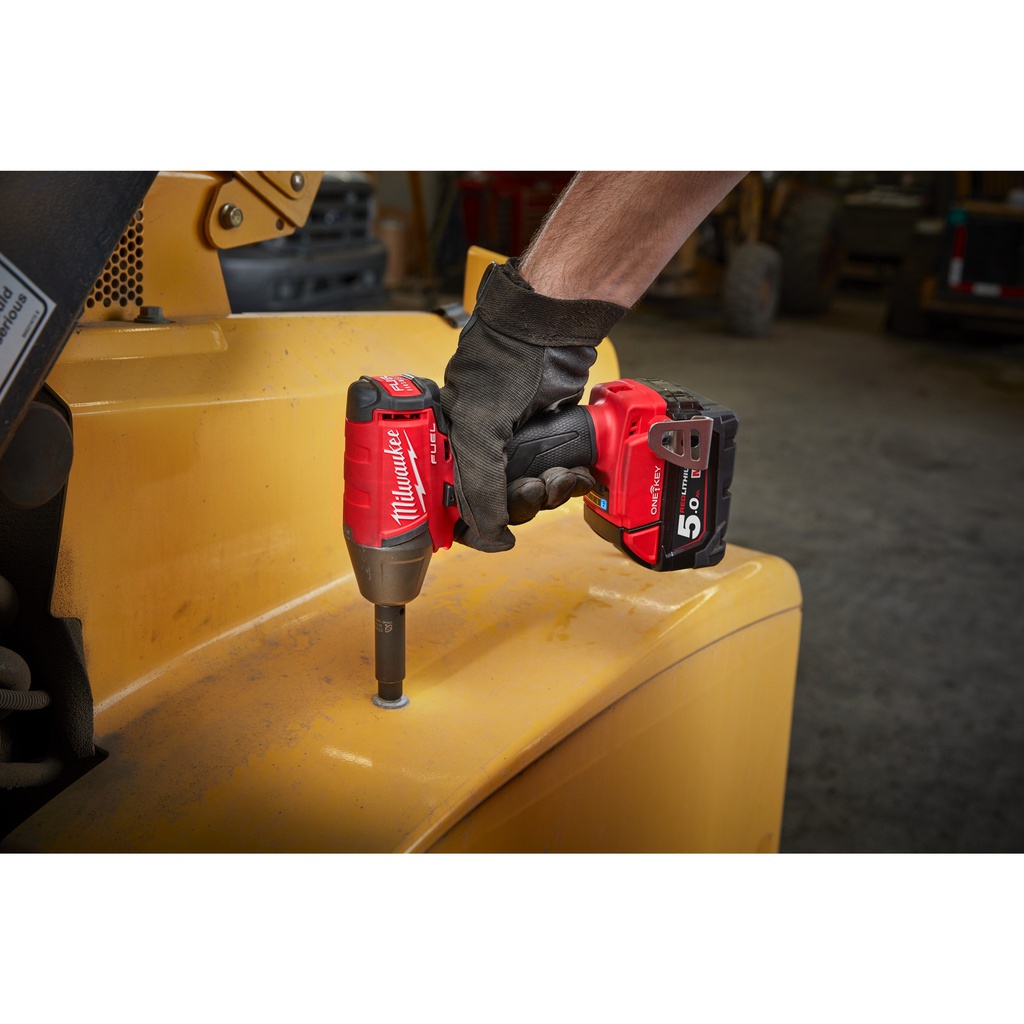 M18_FUEL™_ONE-KEY™_Klucz_udarowy_1/2˝_z_pierścieniem_ciernym_Milwaukee_M18_ONEIWF12-502X_5