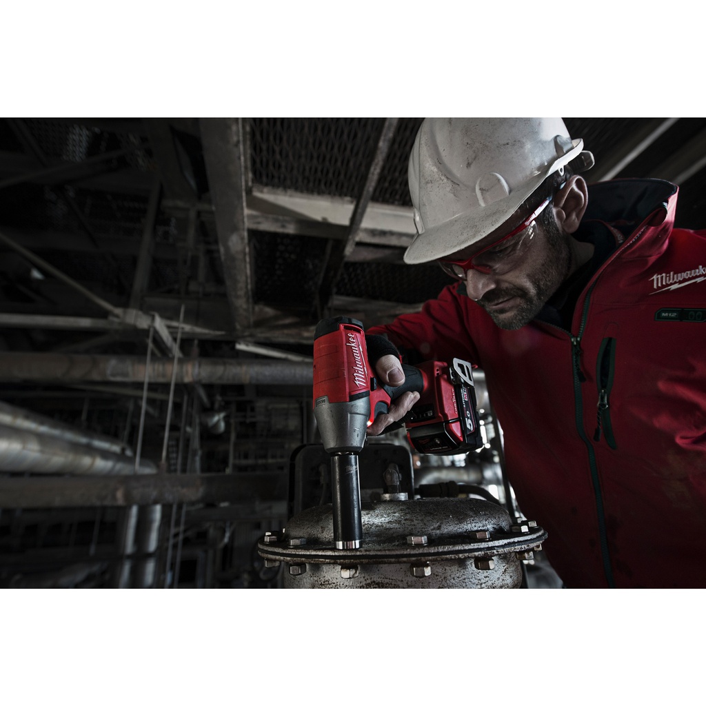 M18_FUEL™_ONE-KEY™_Klucz_udarowy_1/2˝_z_pierścieniem_ciernym_Milwaukee_M18_ONEIWF12-502X_14
