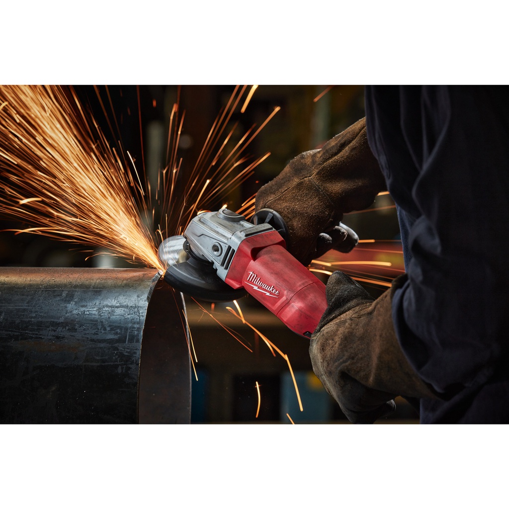 Szlifierka_kątowa_o_mocy_1250_W_Milwaukee_AGV_13-125_XSPDE_4
