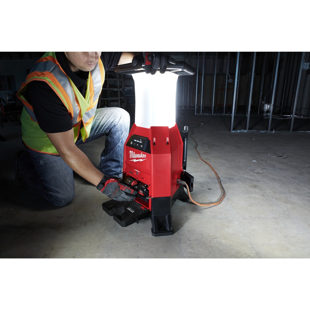 M18™_ONE-KEY™_Lampa_strefowa_LED_Milwaukee_M18_ONESLDP-0_5