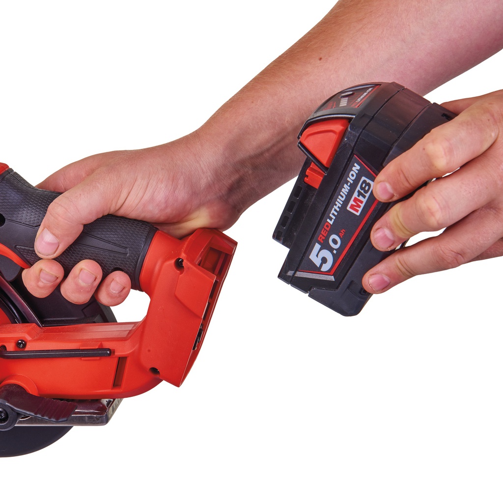 M18_FUEL™_Pilarka_do_metalu_57mm_Milwaukee_M18_FMCS-0X_3