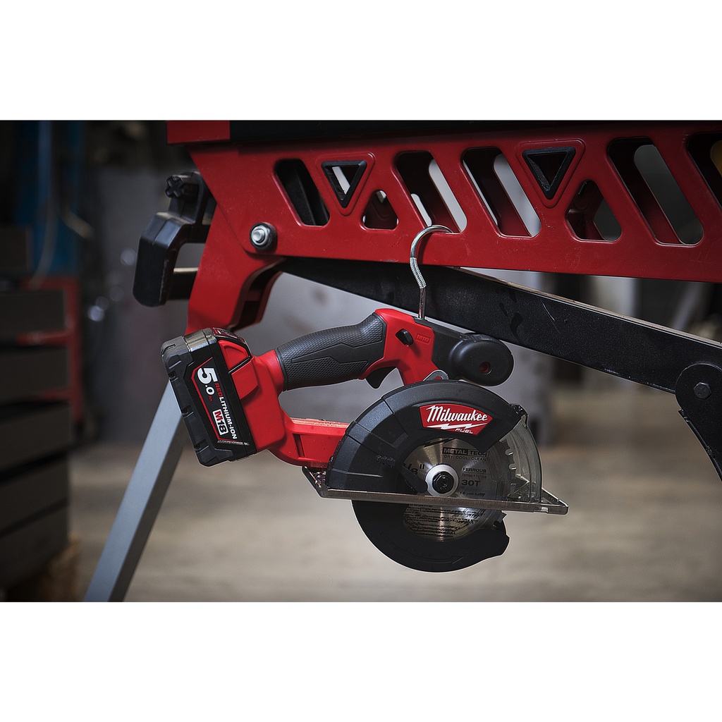 M18_FUEL™_Pilarka_do_metalu_57mm_Milwaukee_M18_FMCS-502X_2