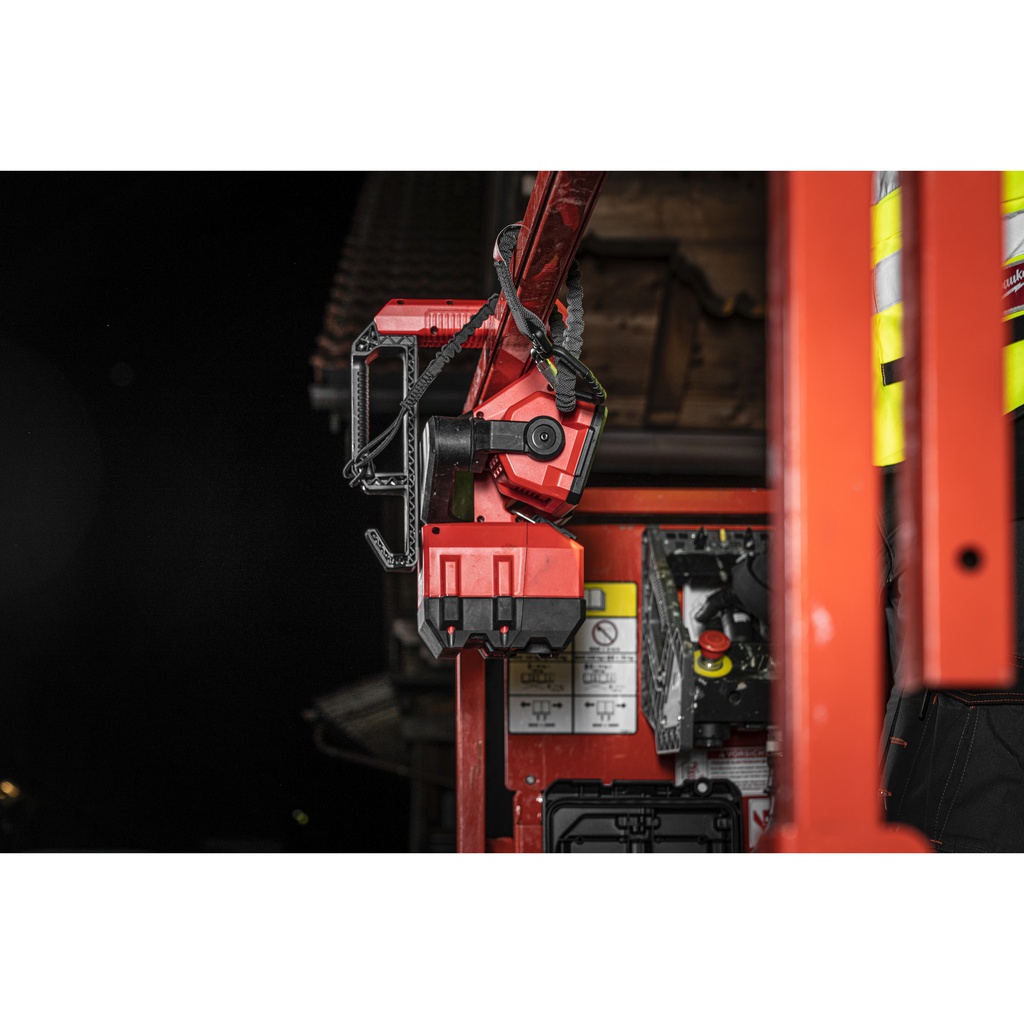 M18™_Lampa_obszarowa_LED_Milwaukee_M18_UBL-0_7