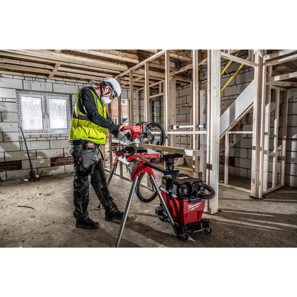 M18_FUEL™_Piła_ukosowa_z_posuwem_190_mm_Milwaukee_M18_FMS190-0_1