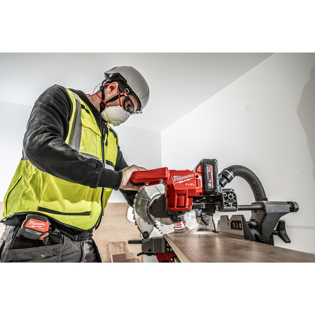 M18_FUEL™_Piła_ukosowa_z_posuwem_190_mm_Milwaukee_M18_FMS190-0_3