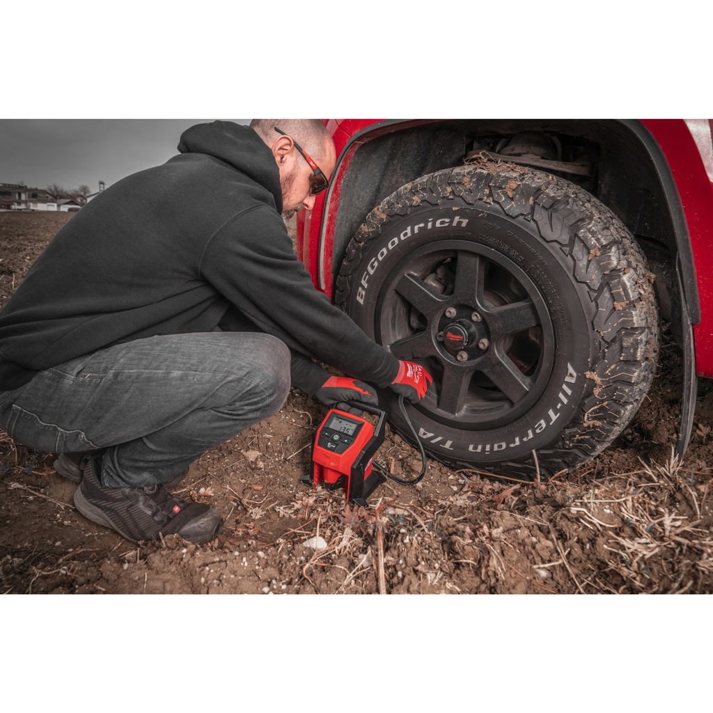 M12™_Subkompaktowy_kompresor_Milwaukee_M12_BI-0_2