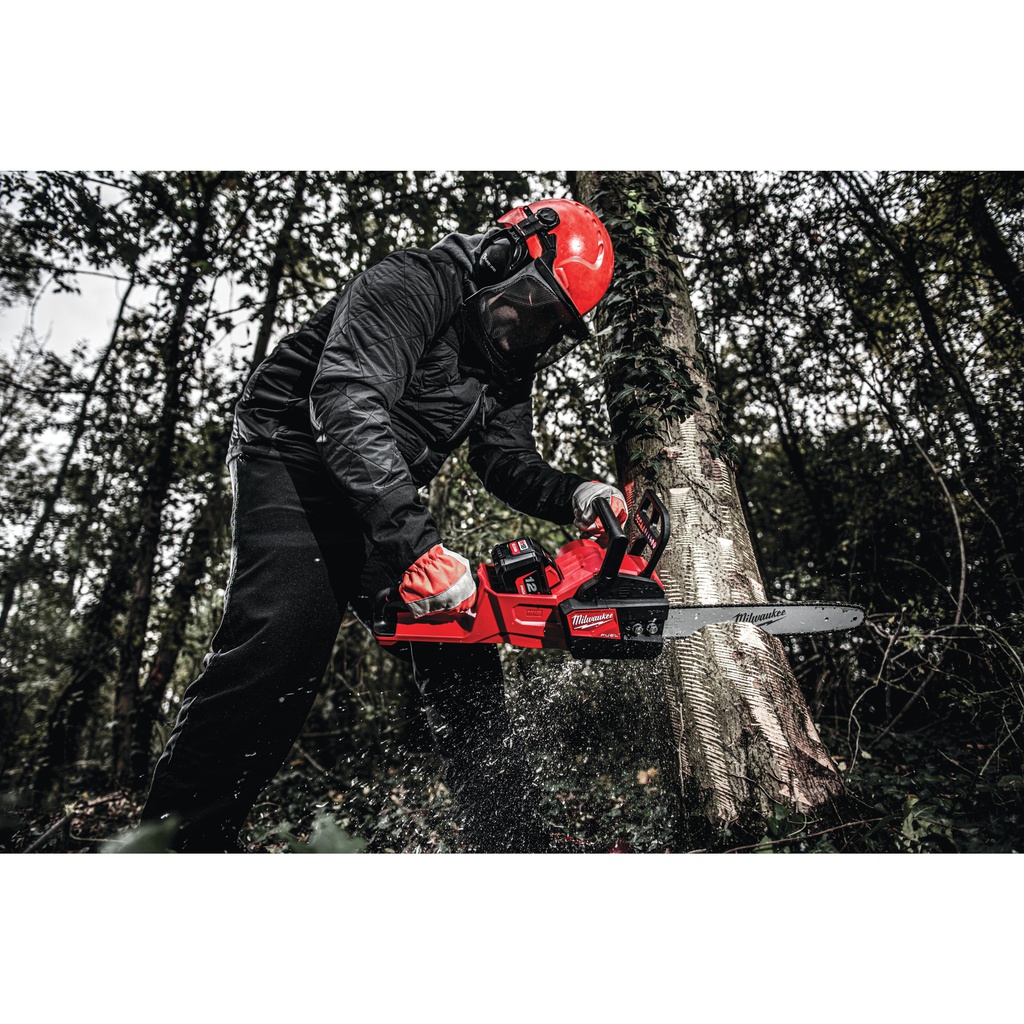 M18_FUEL™_Pilarka_łańcuchowa_40_cm_Milwaukee_M18_FCHS-121_1