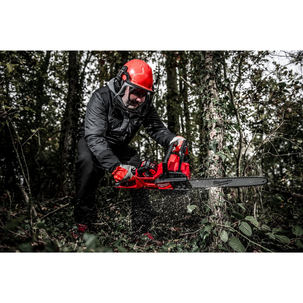 M18_FUEL™_Pilarka_łańcuchowa_40_cm_Milwaukee_M18_FCHS-121_14