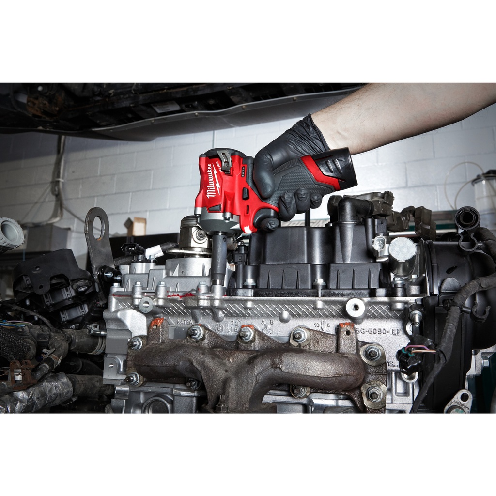 M12_FUEL™_Subkompaktowy_klucz_udarowy_⅜″_Milwaukee_M12_FIW38-422X_8
