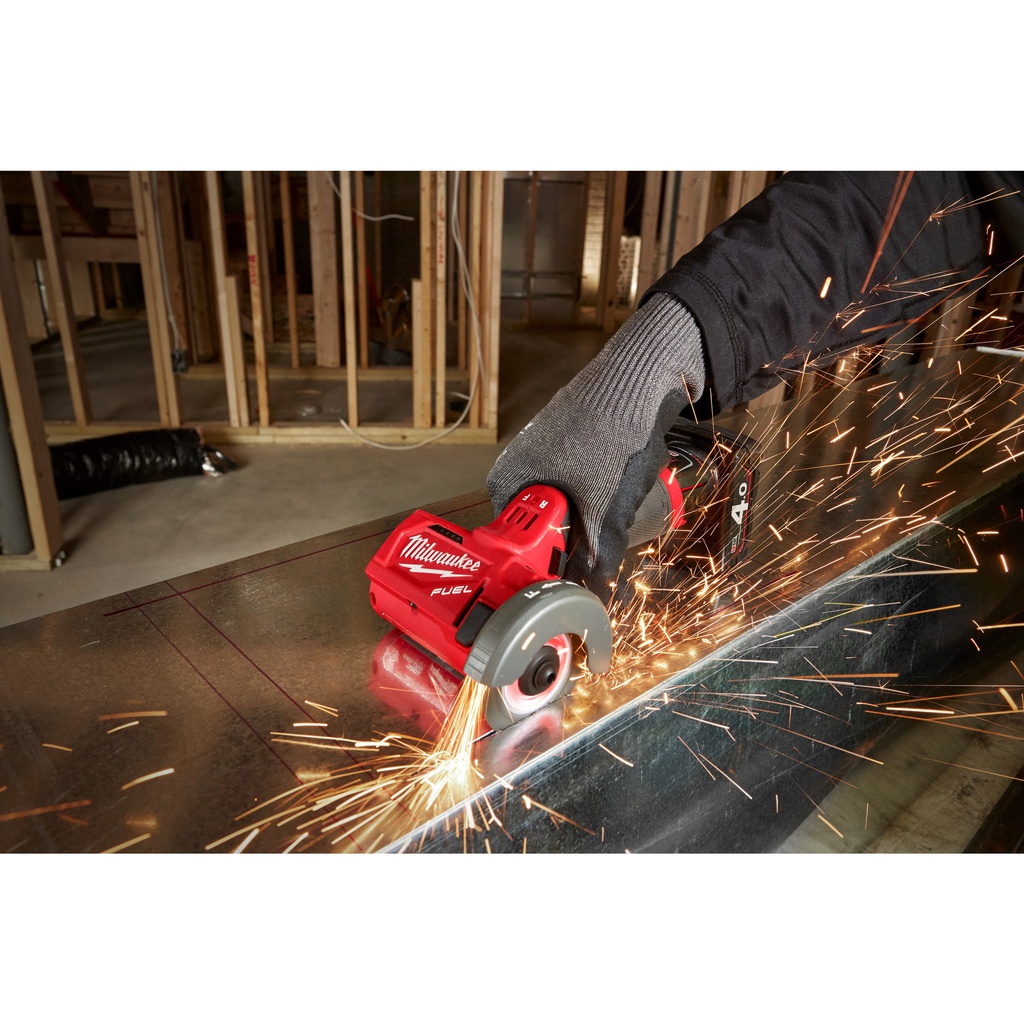 M12_FUEL™_Subkompaktowa_Szlifierka_Kątowa_Milwaukee_M12_FCOT-422X_6