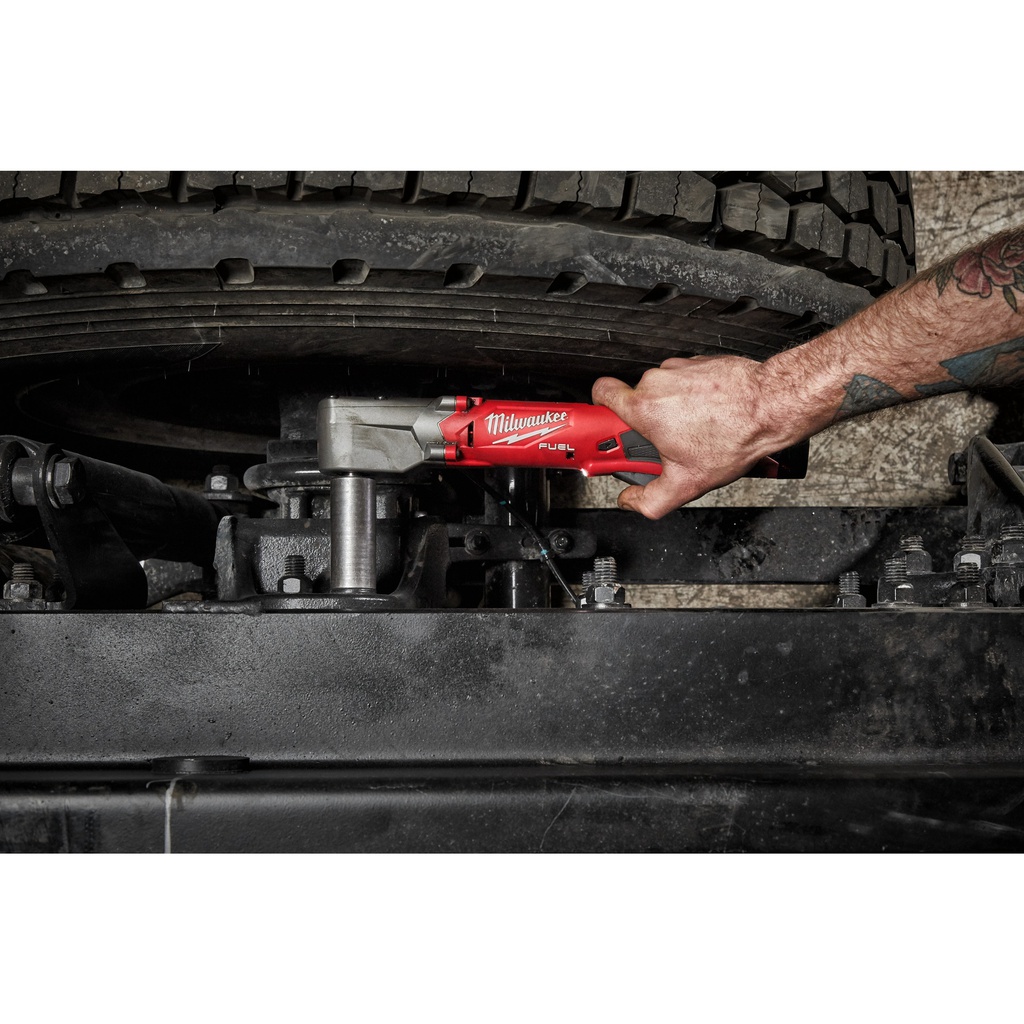 M12_FUEL™_Kątowy_klucz_udarowy½″_z_pierścieniem_zabezpieczającym_Milwaukee_M12_FRAIWF12-0_8