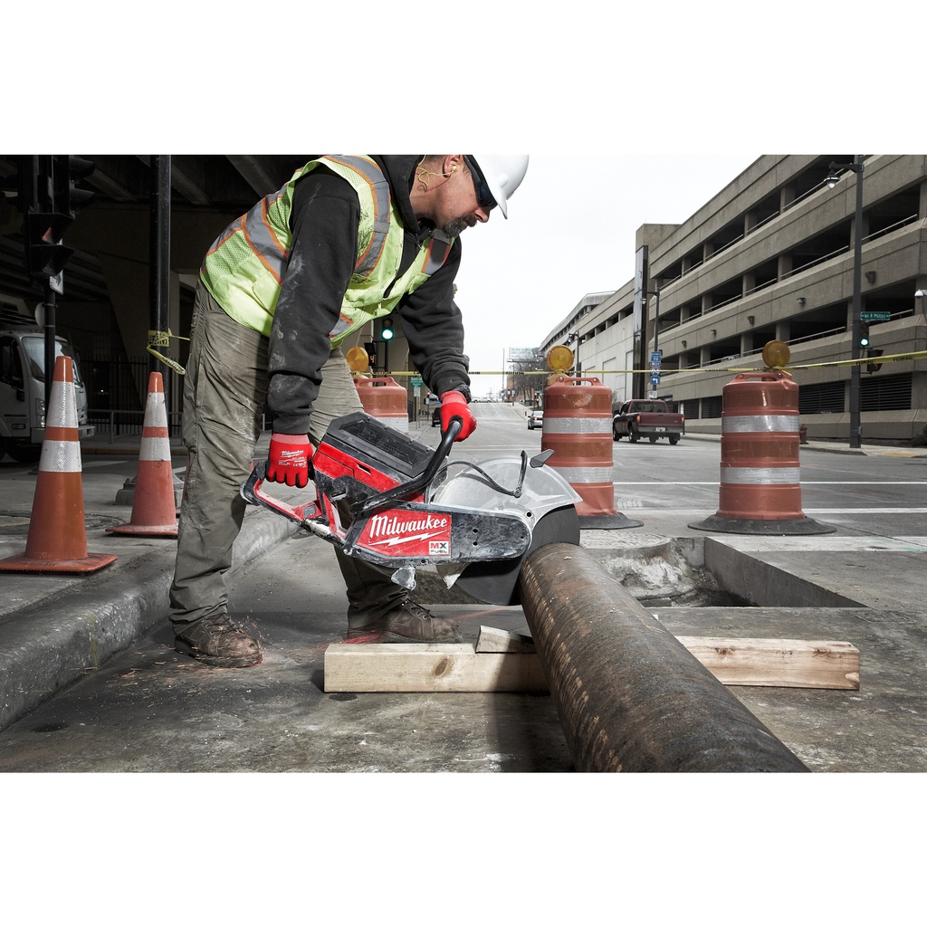 MX_FUEL™_Przecinarka_350_mm_Milwaukee_MXF_COS350-601_2