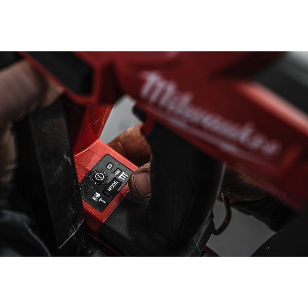 M18_FUEL_Gwoździarka_16_GA_Milwaukee_M18_FN16GA-0X_3