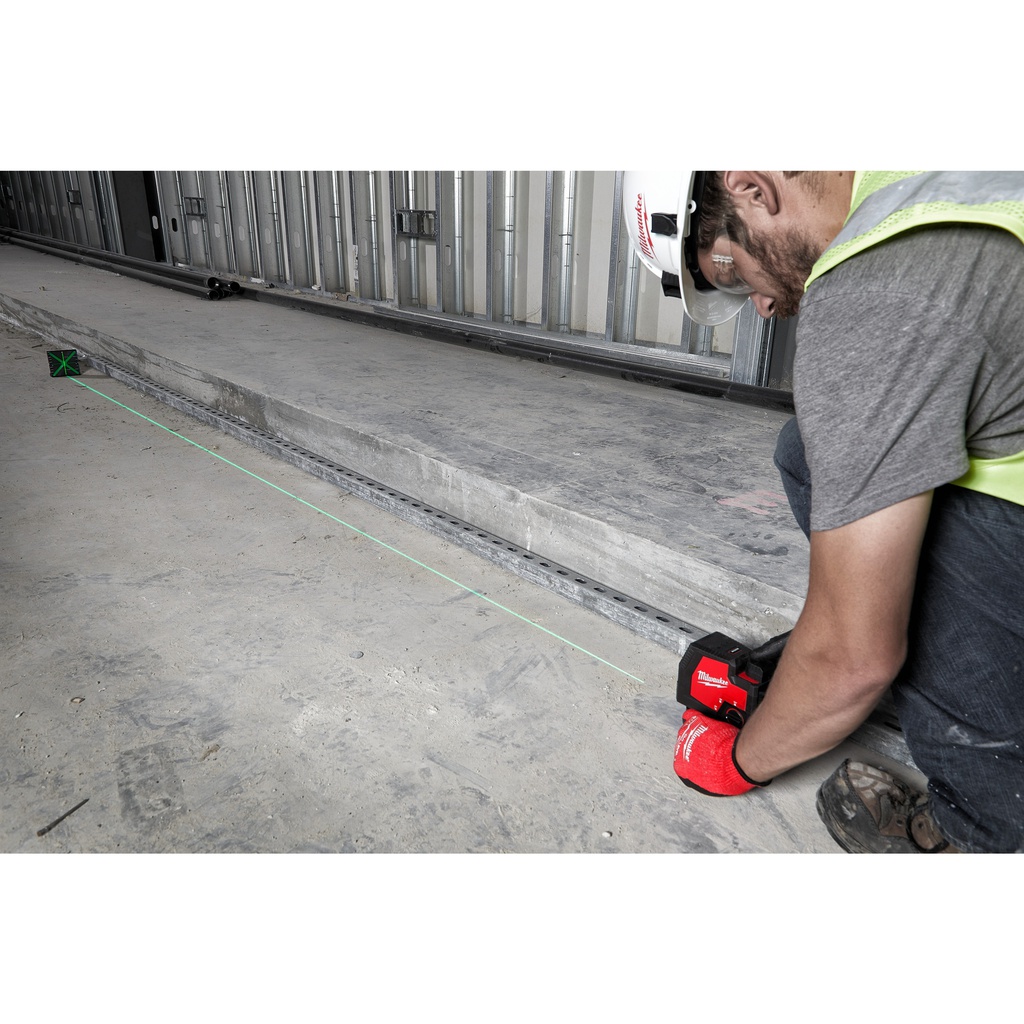 REDLITHIUM™_USB_laser_zielony_krzyżowy_Milwaukee_L4_CLL-301C_12