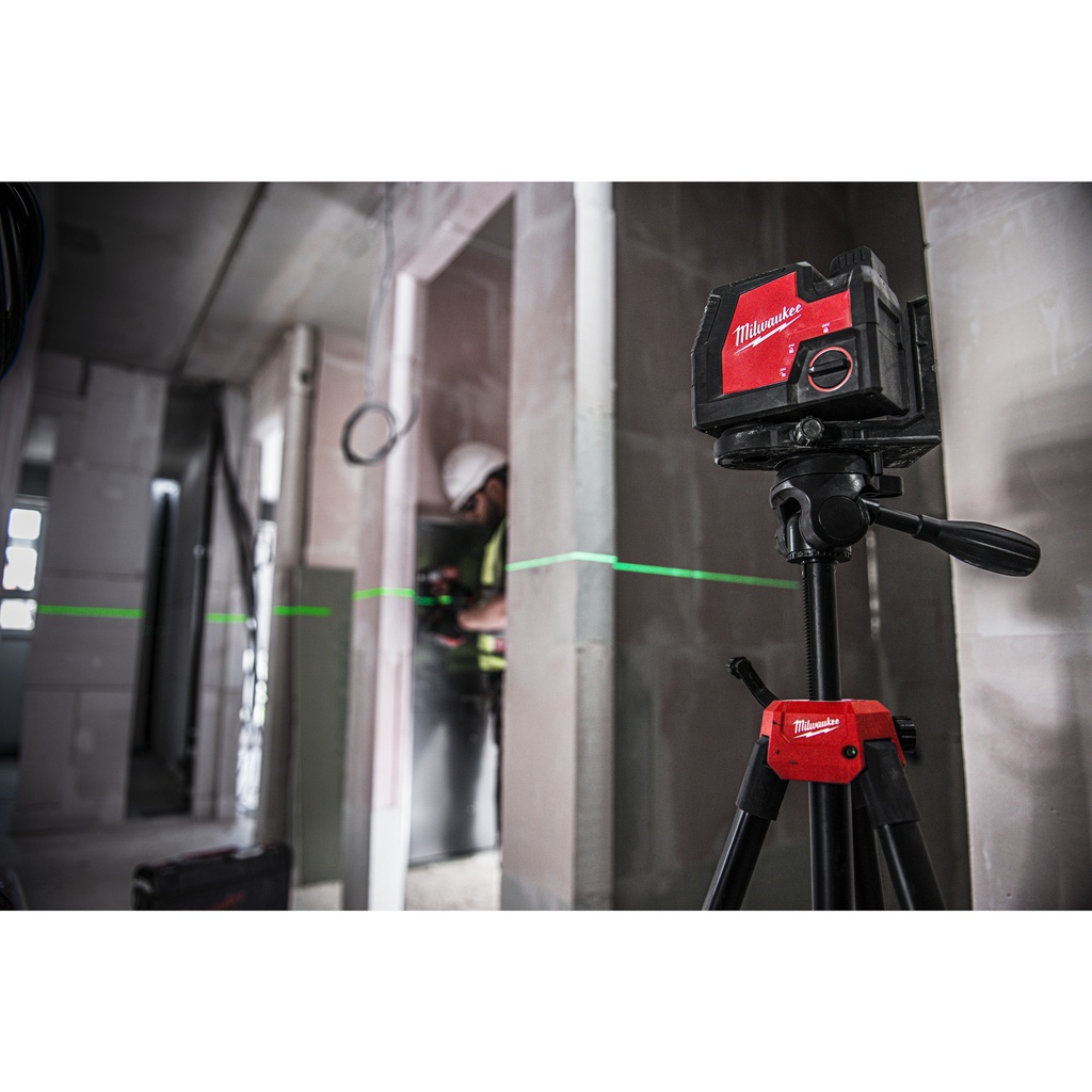 REDLITHIUM™_USB_laser_zielony_krzyżowy_Milwaukee_L4_CLL-301C_18