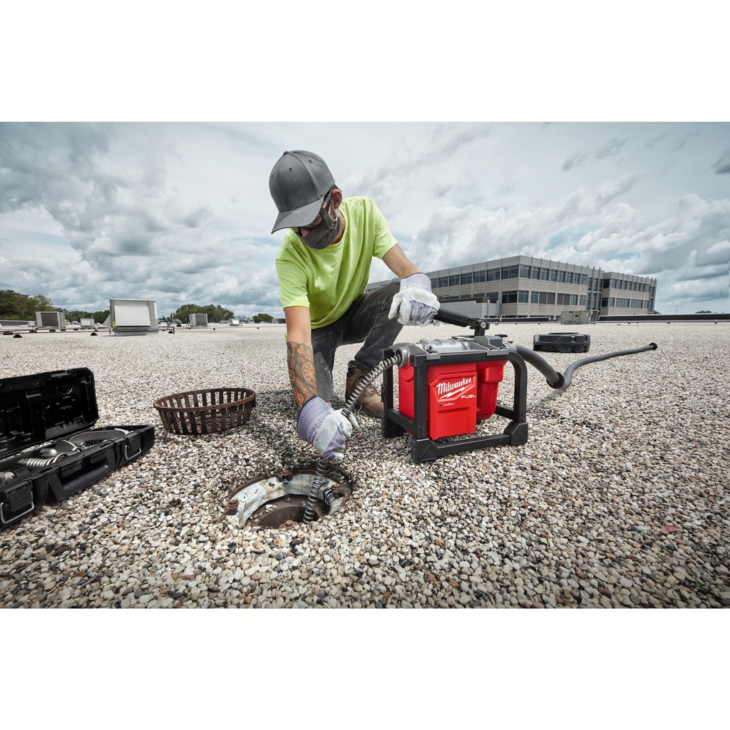 M18_FUEL™_Kompaktowy_przepychacz_segment._do_rur_Milwaukee_M18_FCSSM-0_1