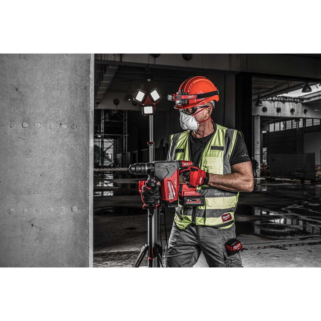 Wysokowydajny_młot_M18_FUEL™_z_4_trybami_32_mm_SDS-Plus_z_uchwytem_ONE-KEY™_i_FIXTEC™_Milwaukee_M18_ONEFHPX-552X_1