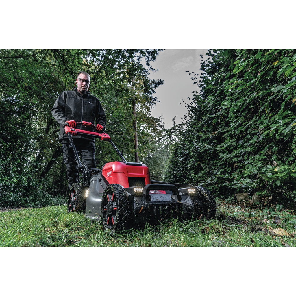 M18_FUEL™_Kosiarka_z_napędem_53_cm_i_dwoma_akumulatorami_Milwaukee_M18_F2LM53-122_7