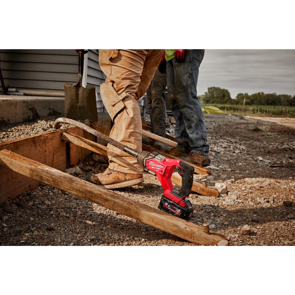 M18_FUEL™_Wibrator_igłowy_do_betonu_Milwaukee_M18_FCVN12-551_9