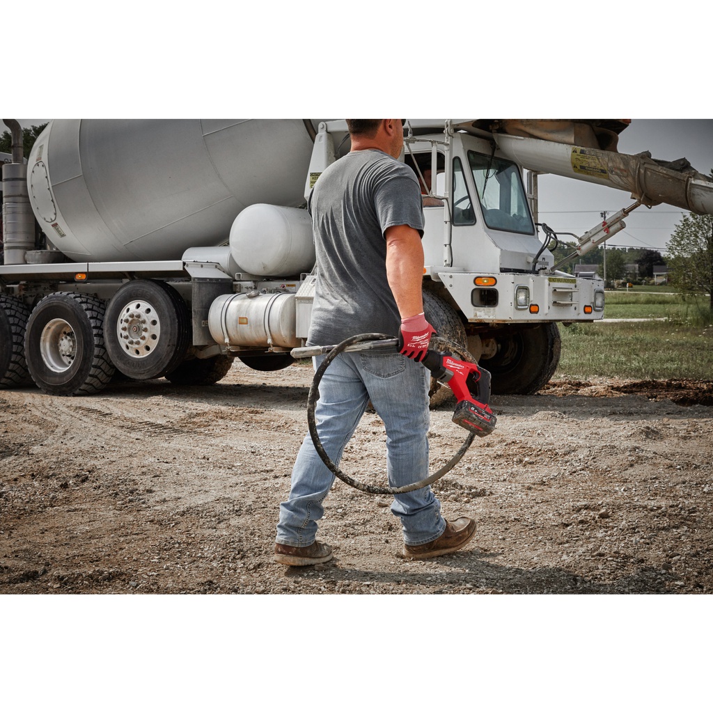 M18_FUEL™_Wibrator_igłowy_do_betonu_Milwaukee_M18_FCVN24-0_6