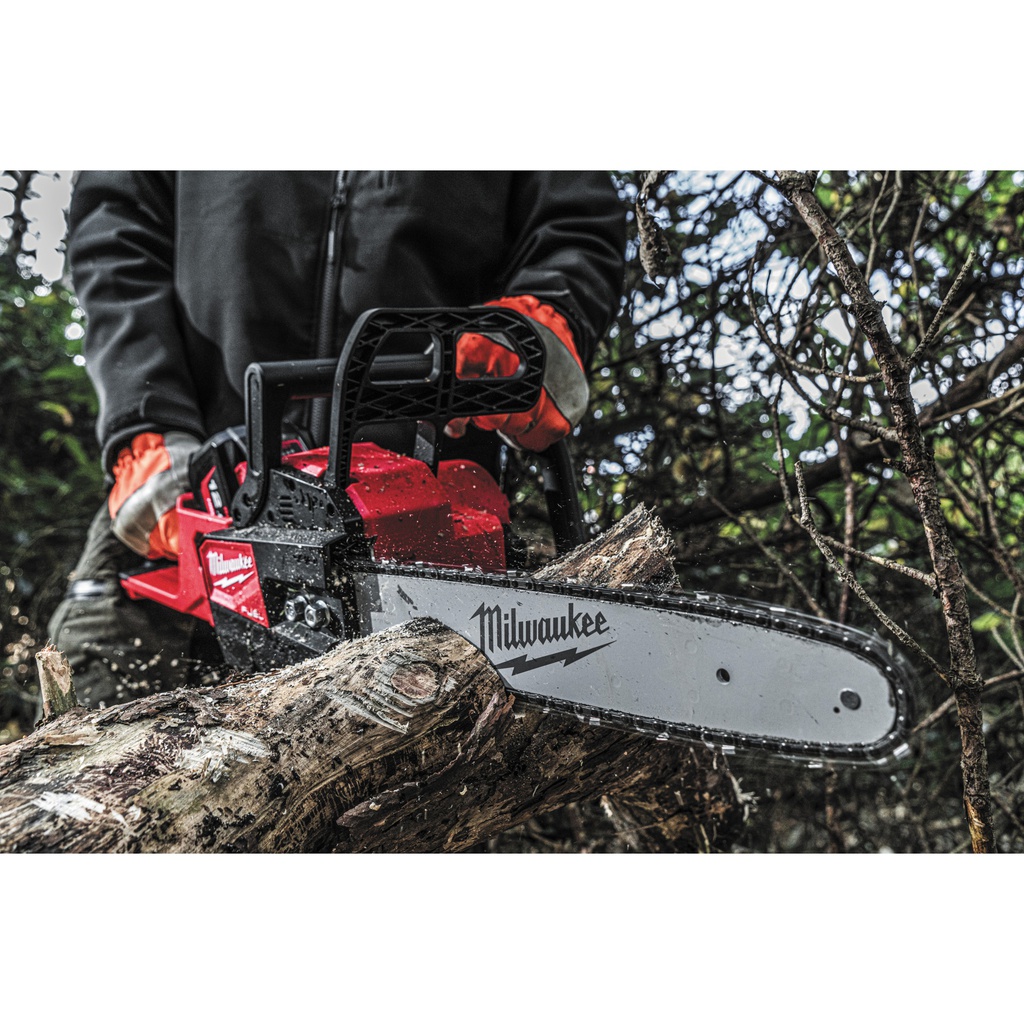 M18_FUEL™_Pilarka_łańcuchowa_35_cm_Milwaukee_M18_FCHS35-122_1