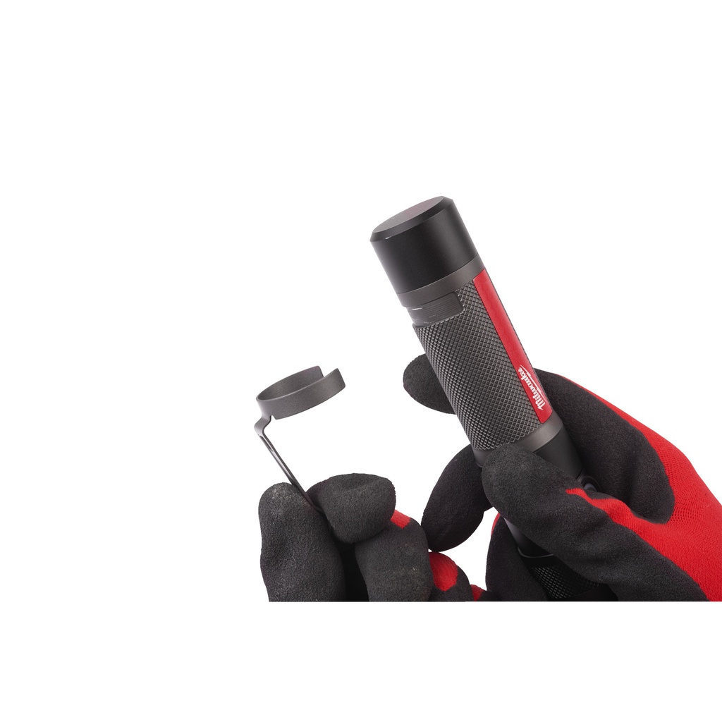Latarka_akumulatorowa_USB_z_regulacją_wiązki_światła_1_100_Lumenów_Milwaukee_L4_TMLED-301_7