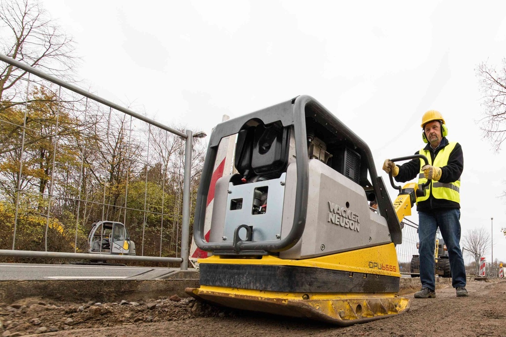 Zagęszczarka rewersyjna Wacker Neuson DPU 6555 HECH z pomiarem zagęszczenia