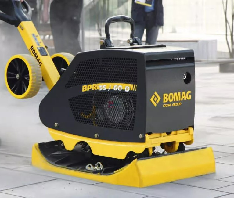 Zagęszczarka rewersyjna Bomag BPR 35/60 HONDA STONEGUARD